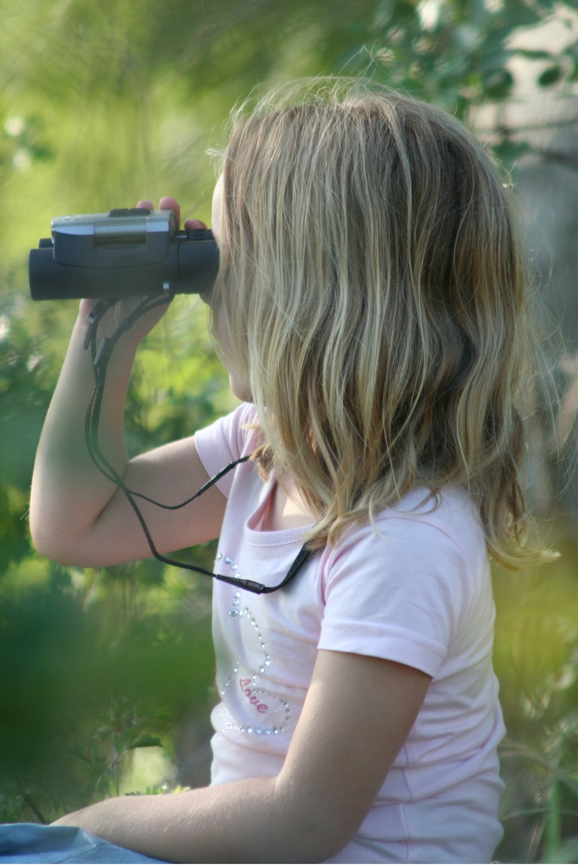 Shanay binoculars